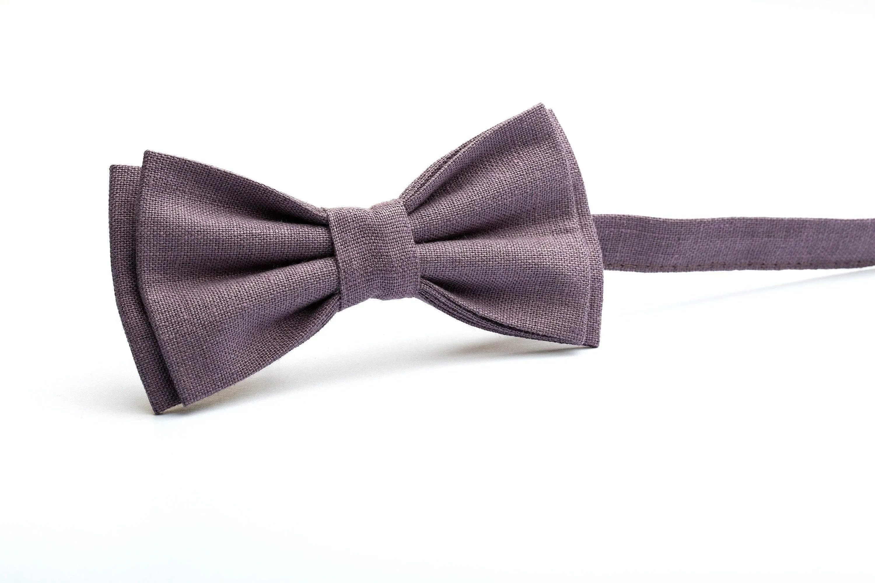 Classic Dusty Purple Bow Ties for Men - Elegant Pre-Tied Accessories