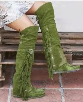 Fringed lady's boot