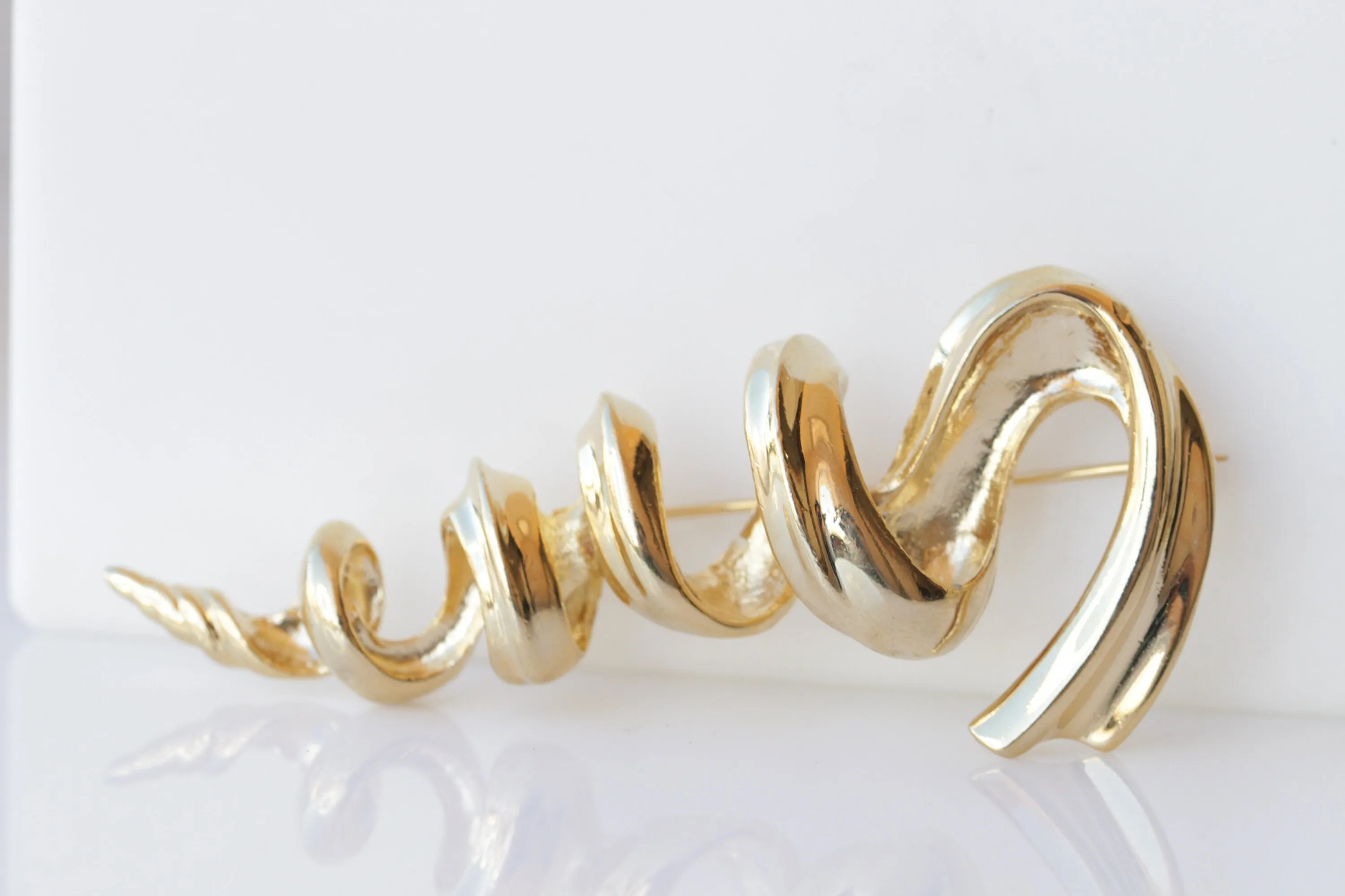 GOLD Spiral Brooch