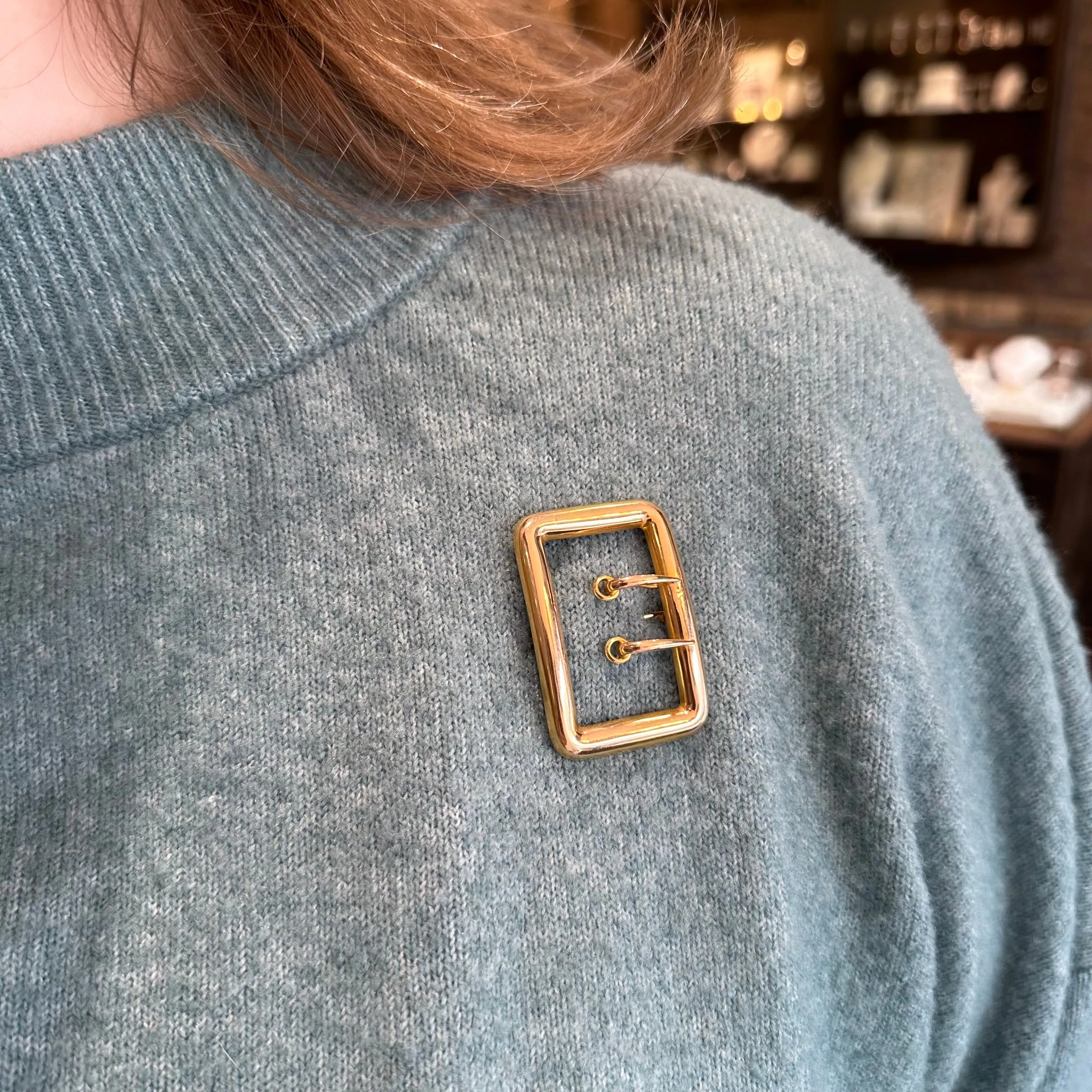 Retro 14K Yellow Gold Buckle Brooch