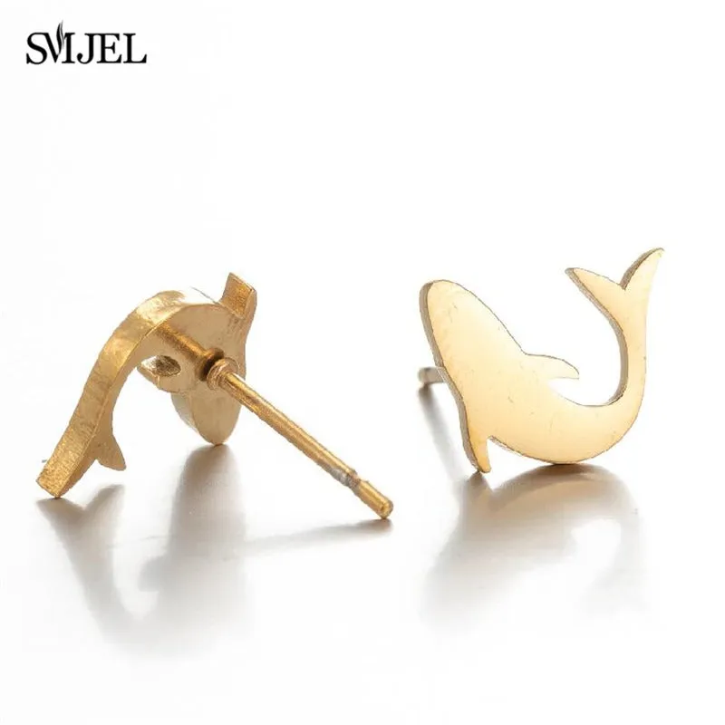 Stylish Earrings: Shark Motive in different colors